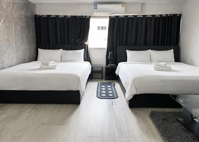 Popular C5 แม่ตัง Apartment